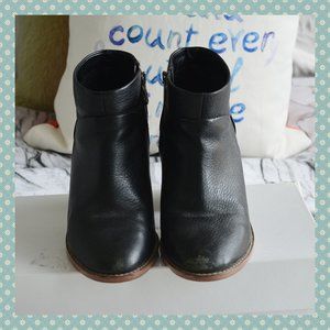 Joe Fresh 100% Leather Ankle‎ Boots